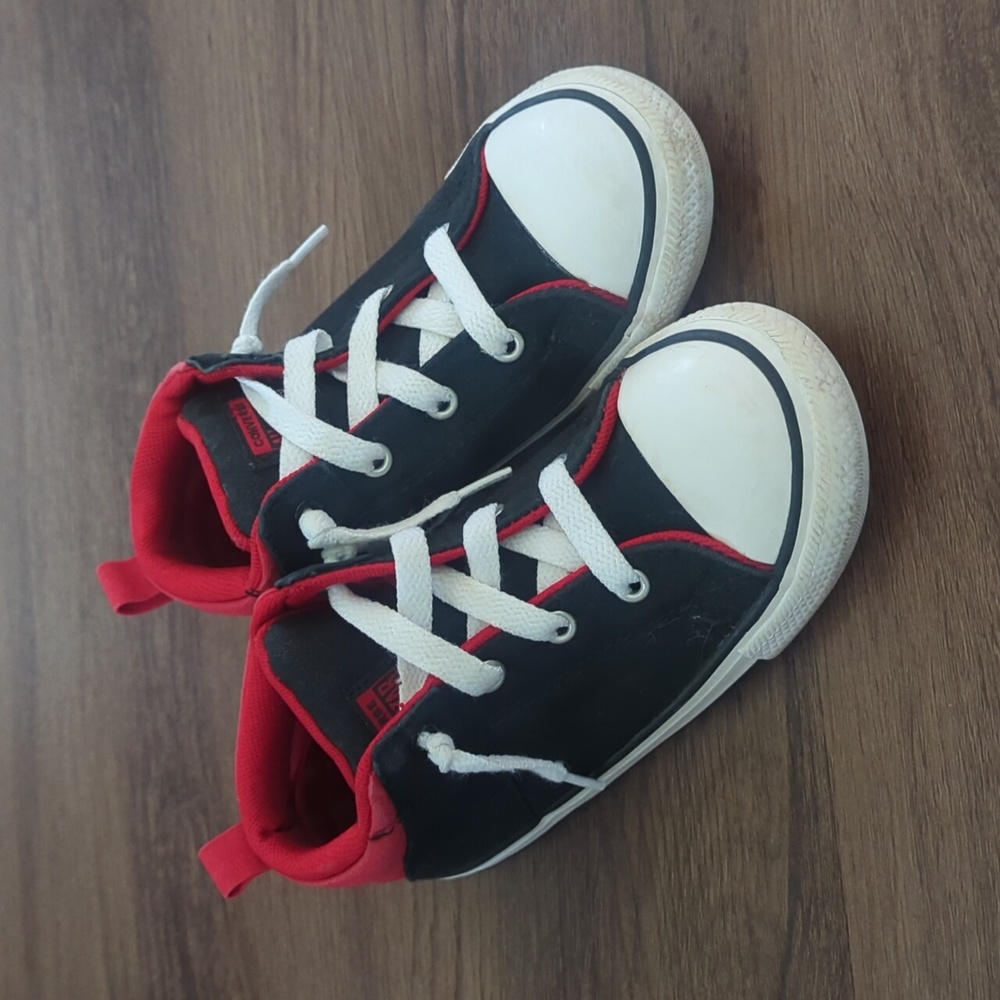 Converse size 10C